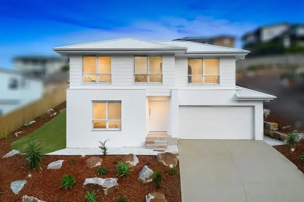 TERRIGAL - Dwelling & Retaining Wall