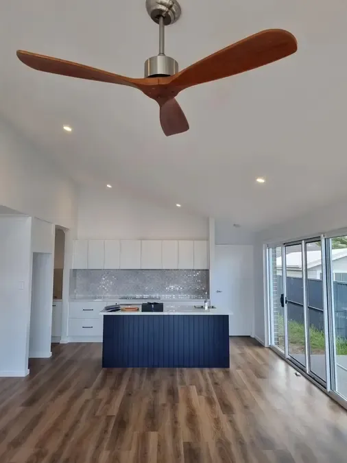 TOUKLEY - House & Granny Flat - image 4