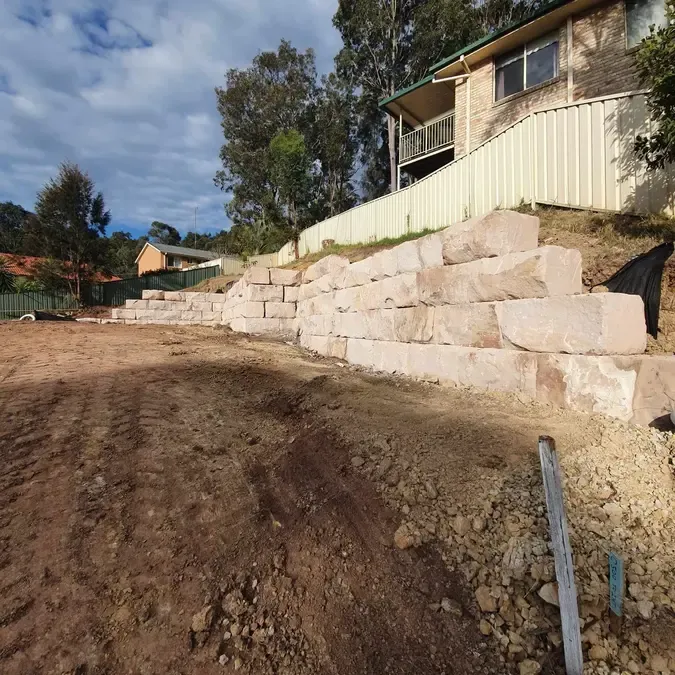WATANOBBI - Dwelling & Retaining Wall - image 4